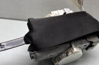 Pretensionneur de ceinture avant gauche FORD FIESTA 6