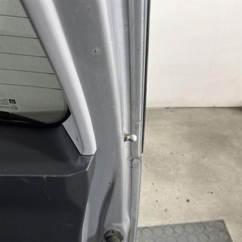 Malle/Hayon arriere OPEL MERIVA A Photo n°8