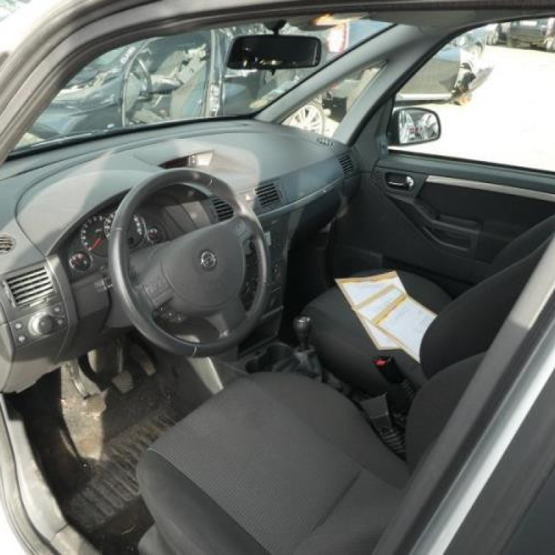 Malle/Hayon arriere OPEL MERIVA A Photo n°13