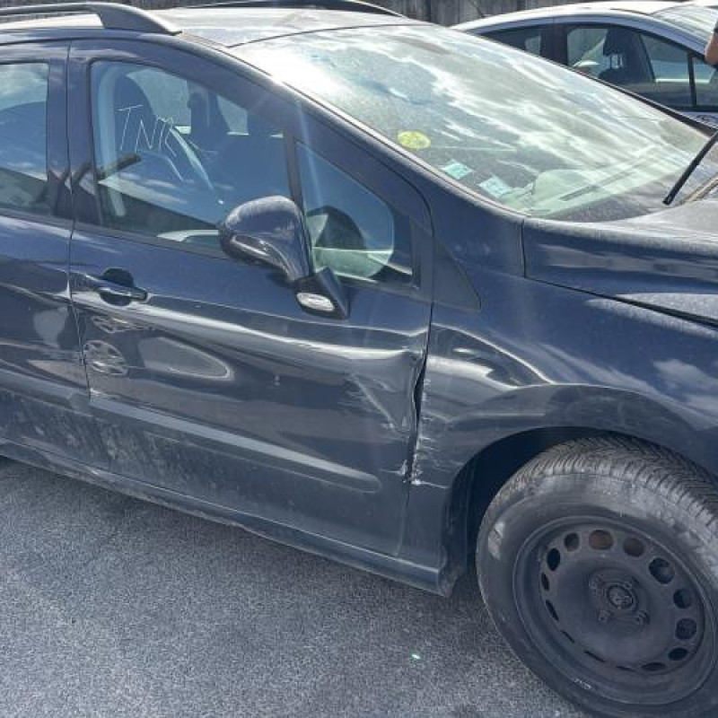 Malle/Hayon arriere PEUGEOT 308 1 SW Photo n°20