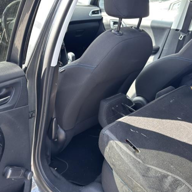 Pare choc arriere PEUGEOT 208 1 Photo n°18