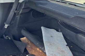 Pare choc arriere PEUGEOT 208 1