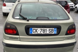 Pare soleil gauche RENAULT MEGANE 1