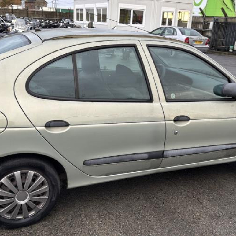 Pare soleil gauche RENAULT MEGANE 1 Photo n°20