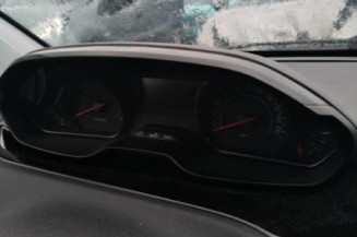 Pare soleil gauche PEUGEOT 208 1