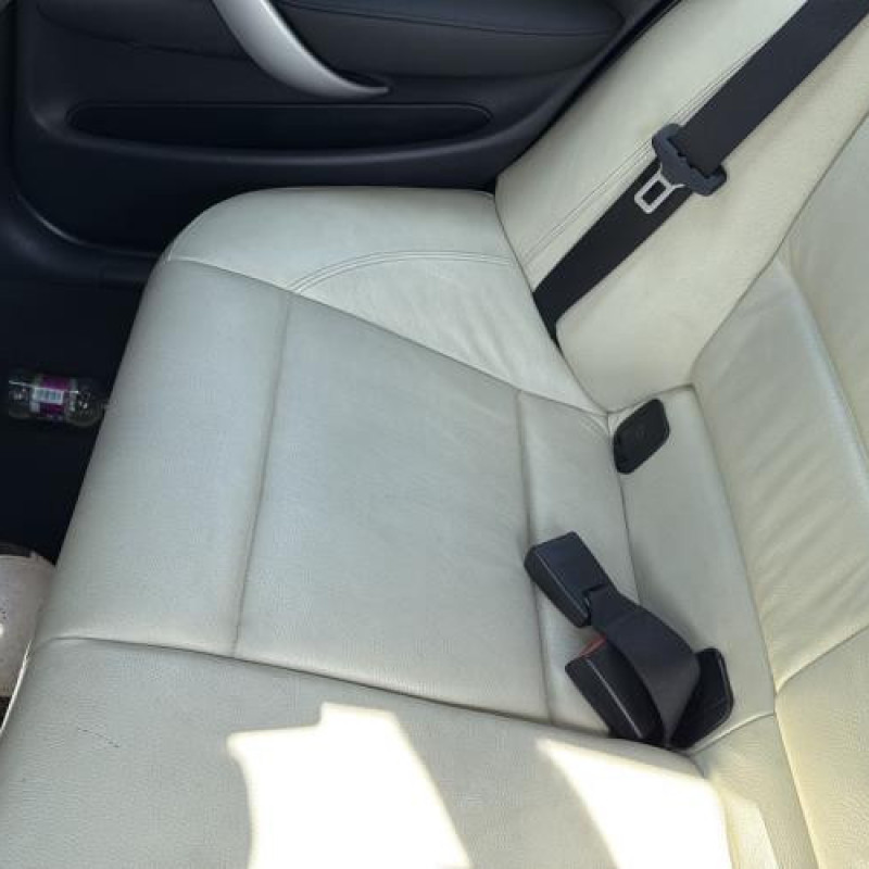 Pretensionneur de ceinture avant droit BMW SERIE 1 E87 Photo n°19