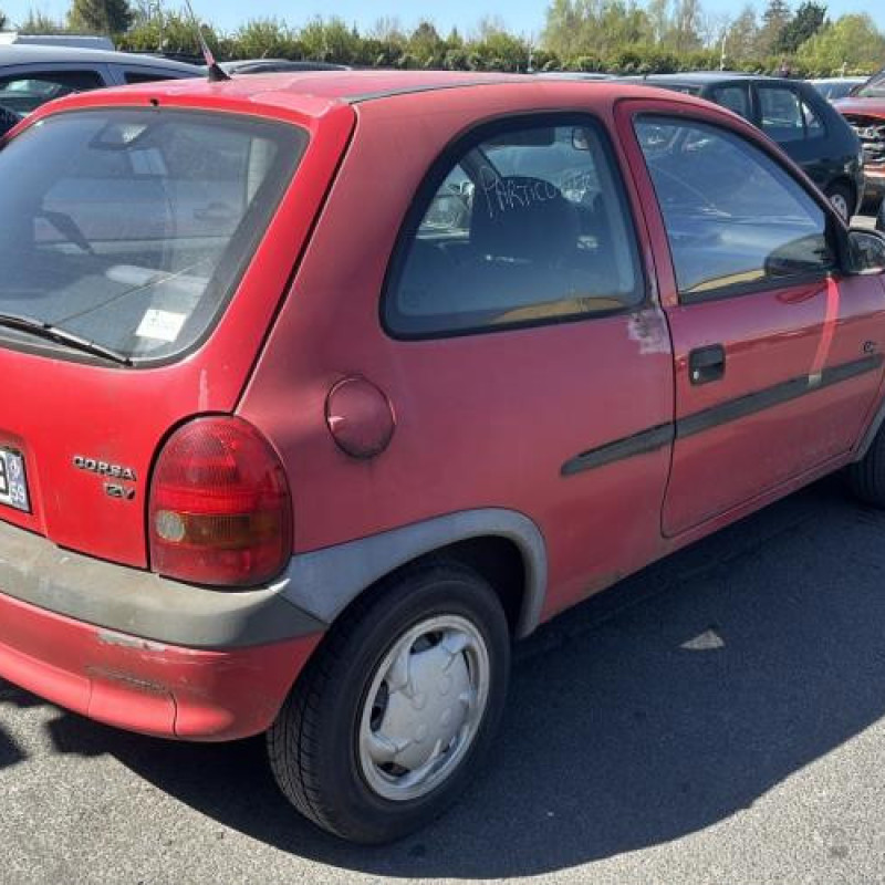 Pare soleil droit OPEL CORSA B Photo n°6