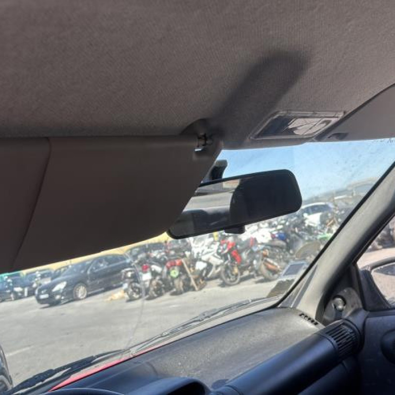 Pare soleil droit OPEL CORSA B Photo n°15