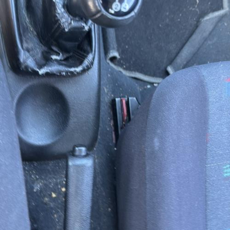 Pare soleil droit OPEL CORSA B Photo n°16