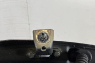Malle/Hayon arriere PEUGEOT 208 1