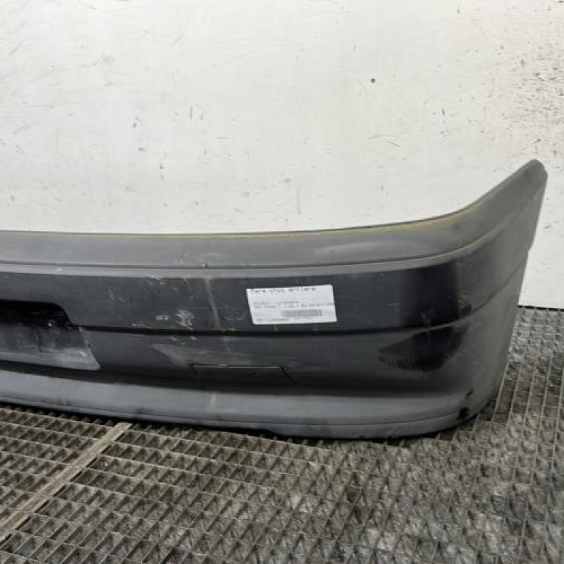 Pare choc arriere PEUGEOT 306 Photo n°3