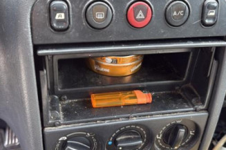 Calandre PEUGEOT PARTNER 1