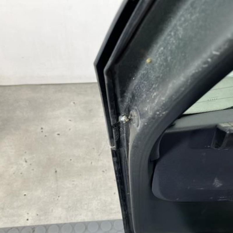 Malle/Hayon arriere CITROEN C3 1 Photo n°8