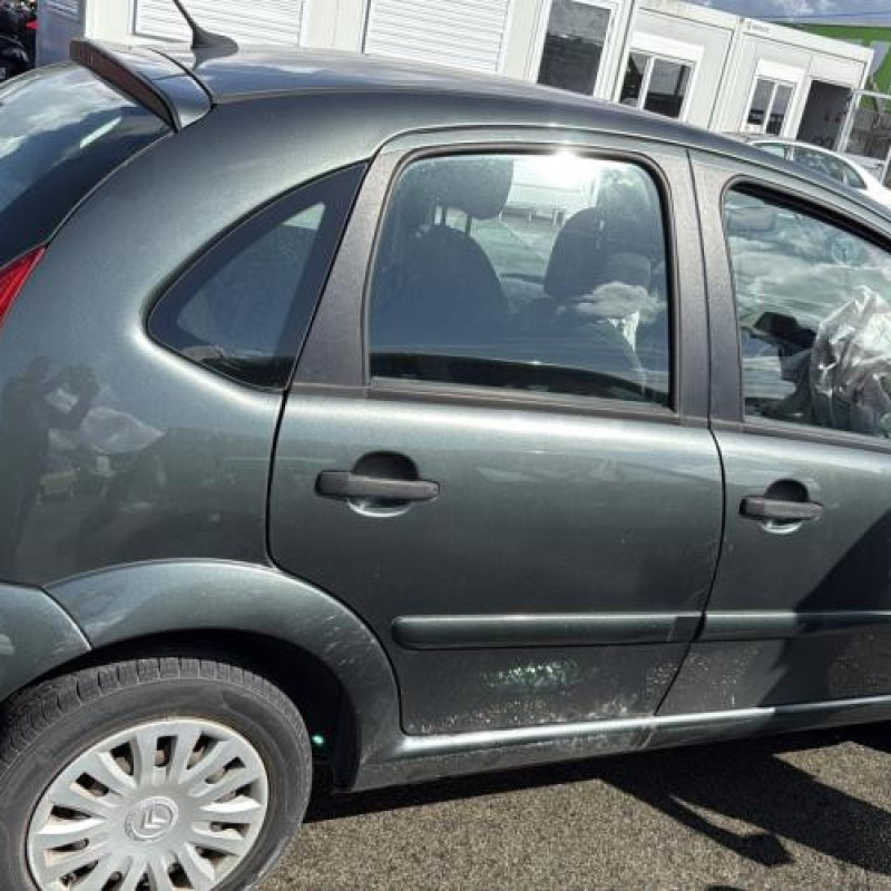 Malle/Hayon arriere CITROEN C3 1 Photo n°18