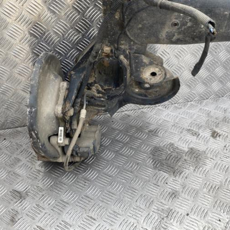 Essieu arriere PEUGEOT 308 2 Photo n°5