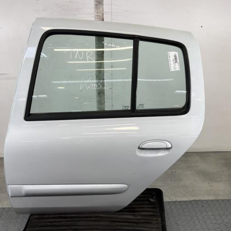 Porte arriere gauche RENAULT CLIO 2 CAMPUS Photo n°1