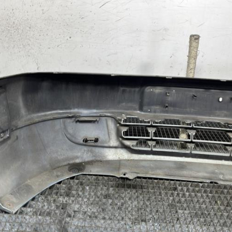 Pare choc avant PEUGEOT PARTNER 1 Photo n°6