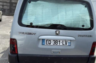 Pare choc avant PEUGEOT PARTNER 1