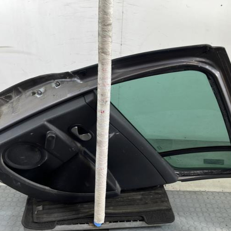 Porte arriere droit RENAULT CLIO 3 Photo n°5