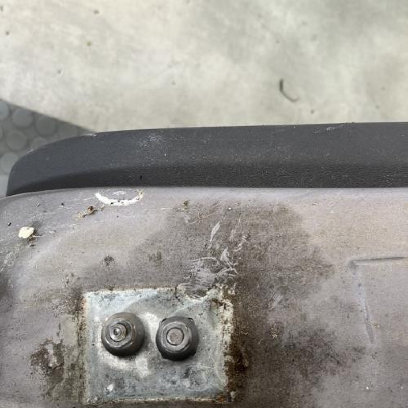 Porte arriere gauche RENAULT CLIO 3 Photo n°6