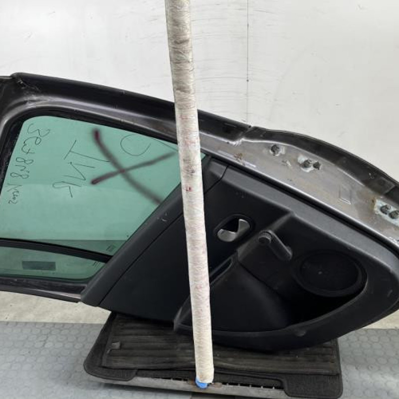 Porte arriere gauche RENAULT CLIO 3 Photo n°7