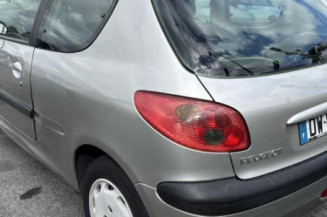 Porte avant droit PEUGEOT 206