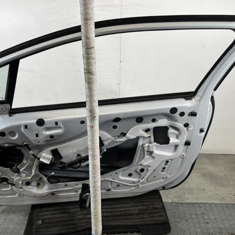 Porte avant droit PEUGEOT 208 1 Photo n°6