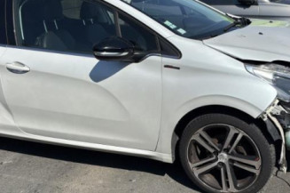Porte avant droit PEUGEOT 208 1