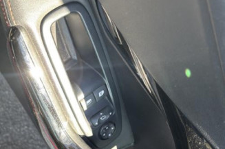 Porte avant droit PEUGEOT 208 1
