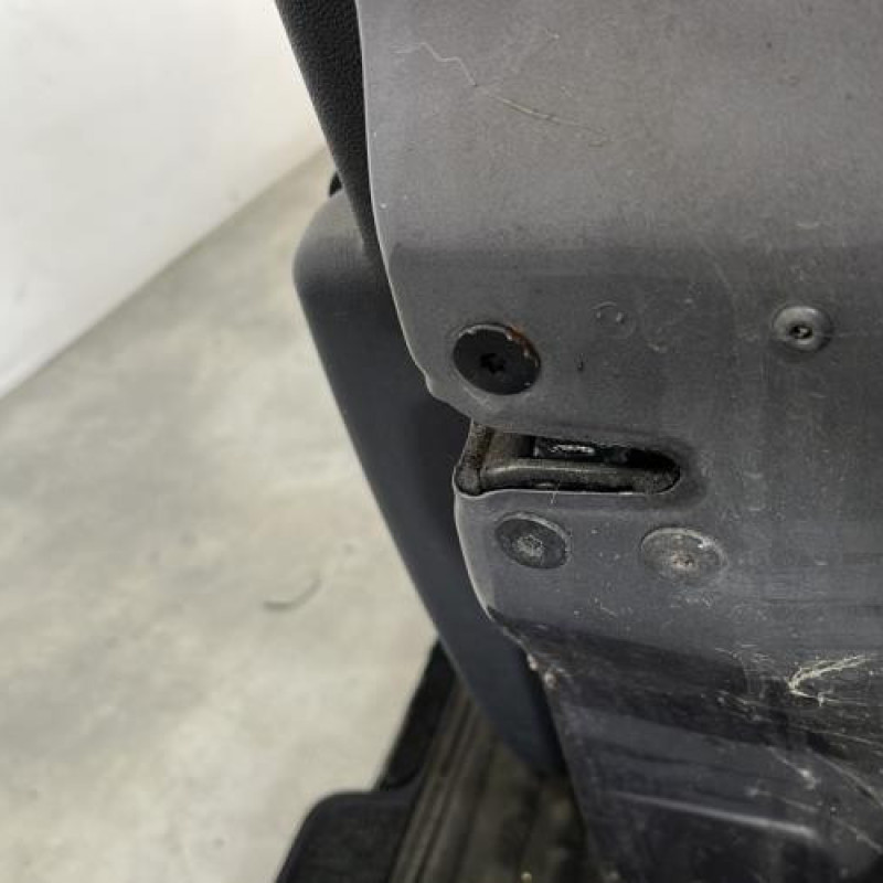 Porte avant droit RENAULT CLIO 3 Photo n°5