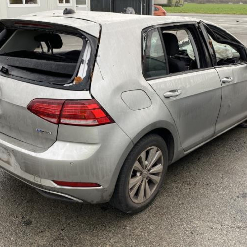 Essieu arriere VOLKSWAGEN GOLF 8 Photo n°8