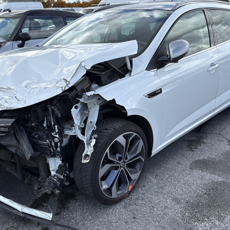 RENAULT MEGANE 4 PHASE 1 BREAK 1.5 BLUE DCI - 8V TURBO Photo n°2