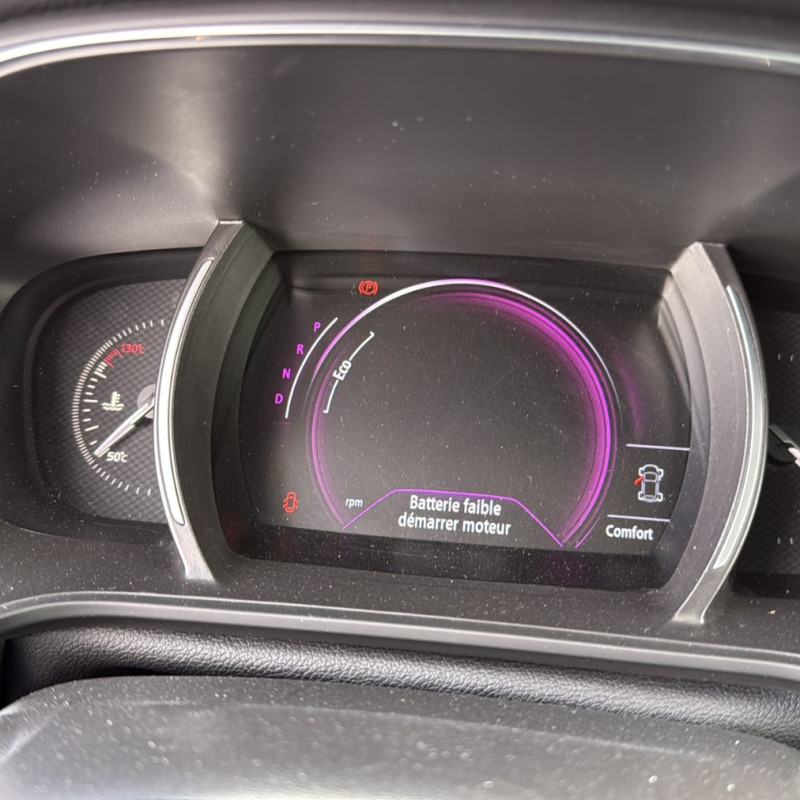 RENAULT MEGANE 4 PHASE 1 BREAK 1.5 BLUE DCI - 8V TURBO Photo n°23