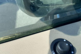 Aile avant droit RENAULT SCENIC 2