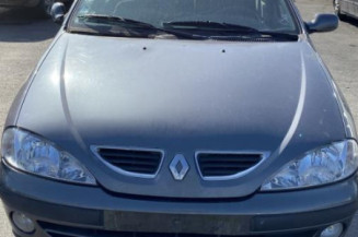 Capot RENAULT MEGANE 1
