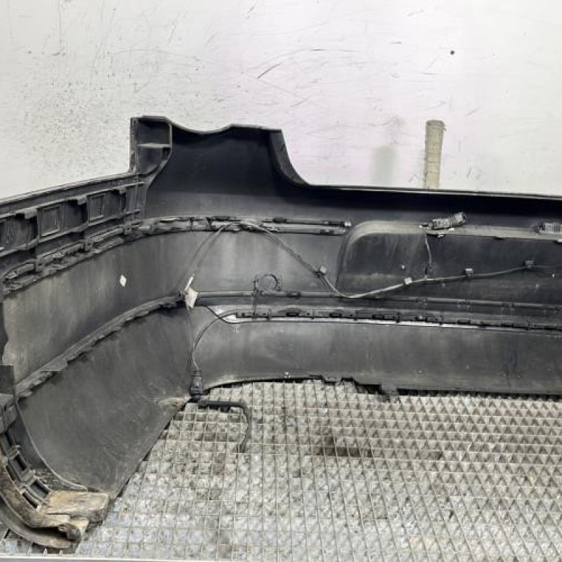 Pare choc arriere VOLKSWAGEN PASSAT 5 Photo n°6