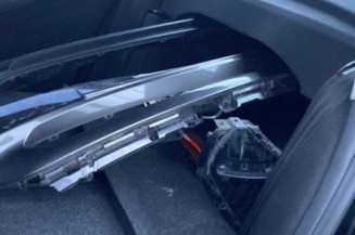Pare choc arriere VOLKSWAGEN PASSAT 5