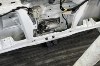 Malle/Hayon arriere VOLKSWAGEN GOLF 4