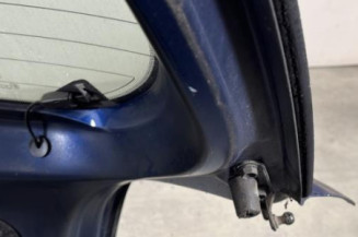 Malle/Hayon arriere TOYOTA YARIS 1