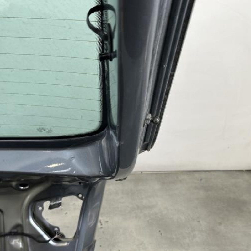 Malle/Hayon arriere SEAT TOLEDO 4 Photo n°11