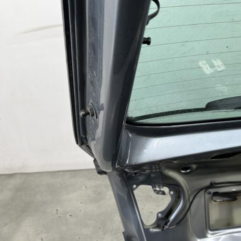 Malle/Hayon arriere SEAT TOLEDO 4 Photo n°12
