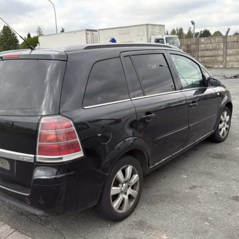 Capot OPEL ZAFIRA B Photo n°12