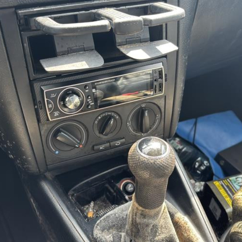 Porte avant gauche VOLKSWAGEN GOLF 4 Photo n°14