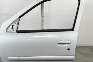 Porte avant gauche RENAULT CLIO 2 CAMPUS Photo n°1