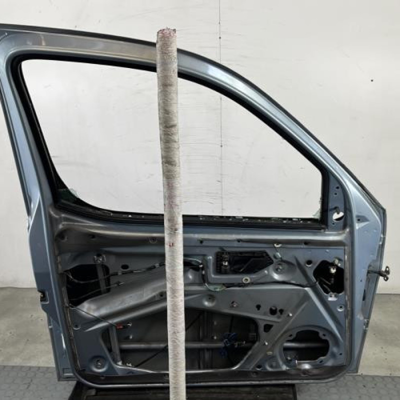 Porte avant gauche PEUGEOT PARTNER 1 Photo n°6