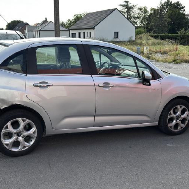 Porte arriere droit CITROEN C3 2 Photo n°8