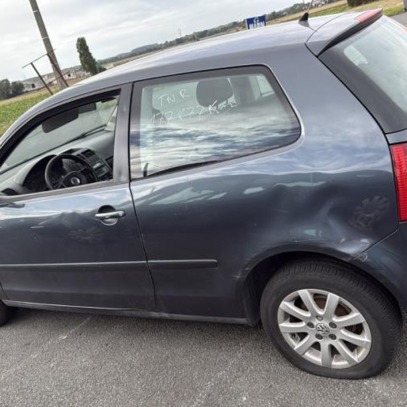 Porte avant droit VOLKSWAGEN POLO 4 Photo n°13