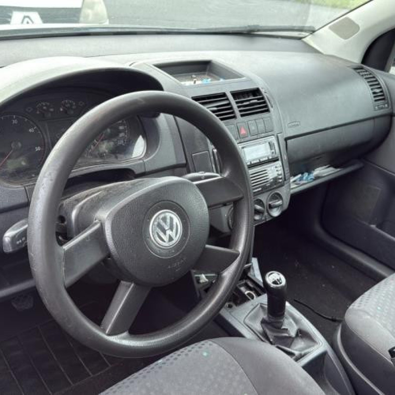 Porte avant droit VOLKSWAGEN POLO 4 Photo n°18
