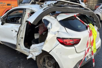 Vitre arriere droit RENAULT CLIO 4