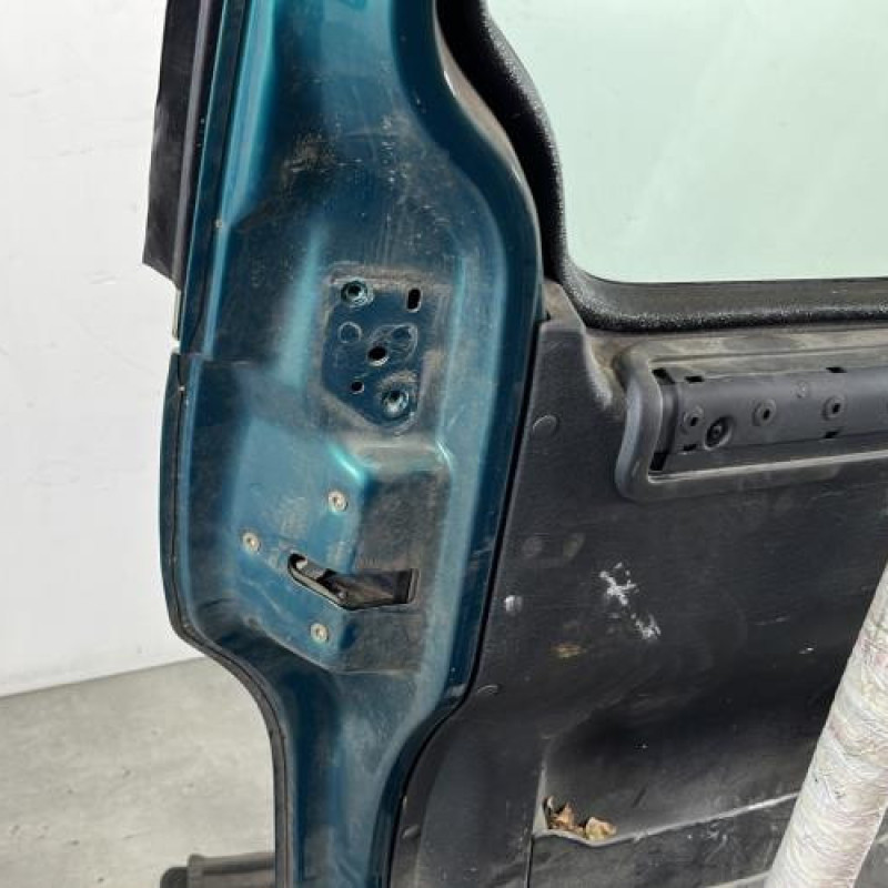 Porte laterale gauche CITROEN BERLINGO 1 Photo n°6